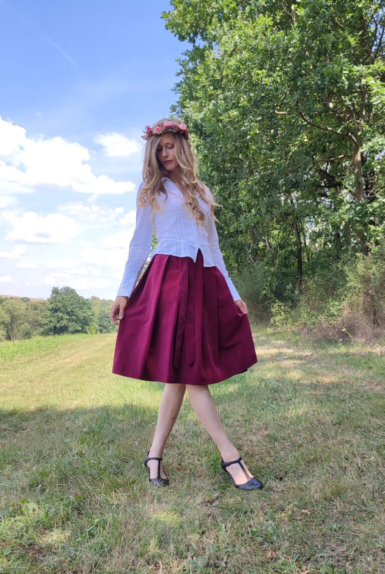 Manšestrová zavinovací sukně - krátká se sklady