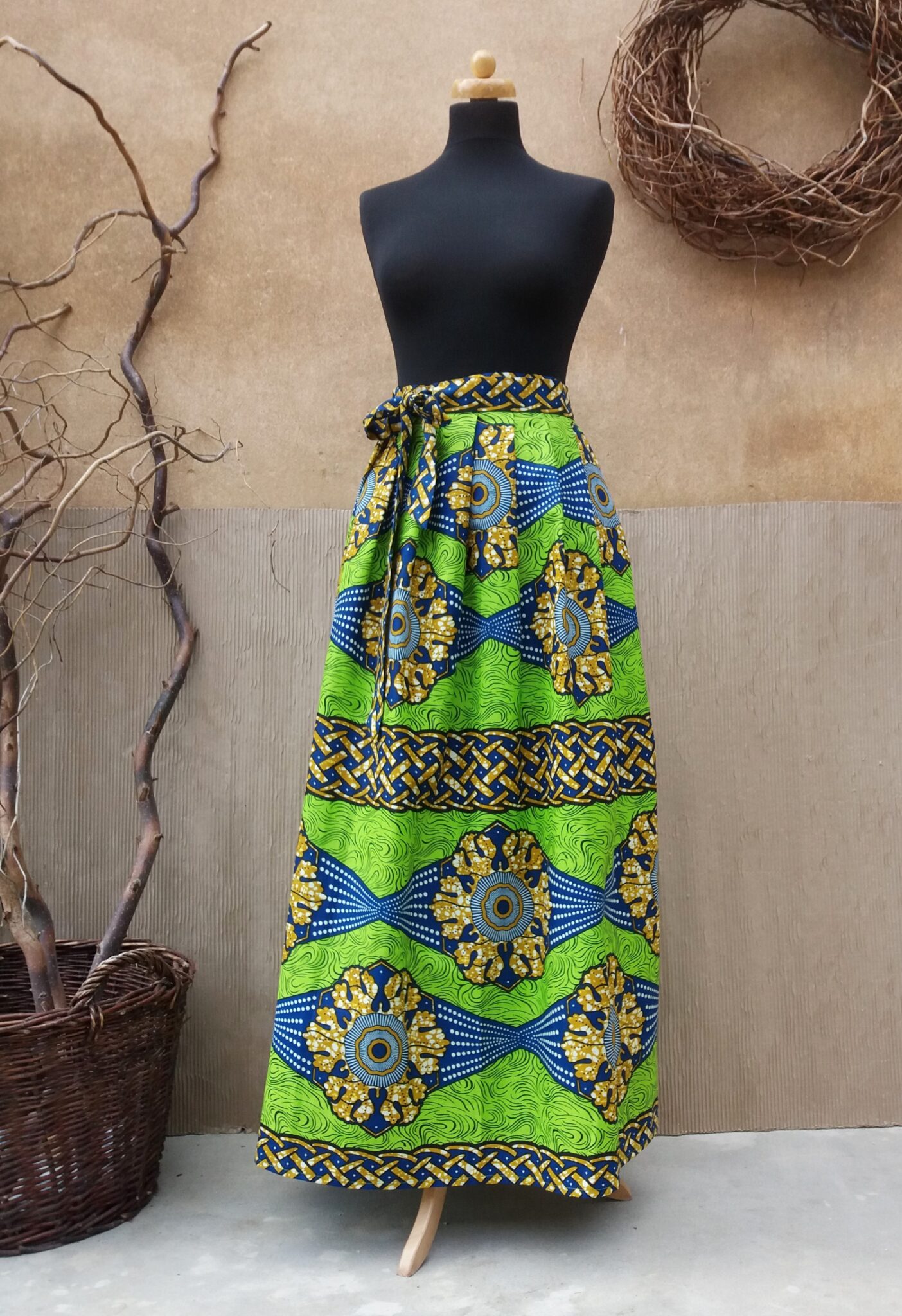 Dlouhá, zavinovací sukně - Africa zelená s velkými květy L - XL