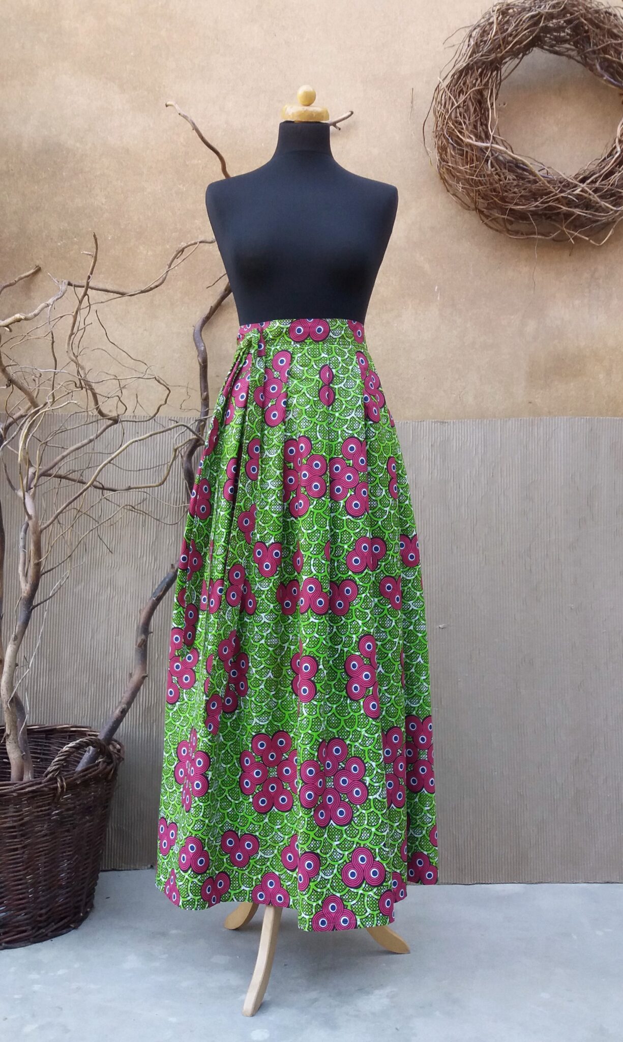 Dlouhá, zavinovací sukně - Africa bublinková