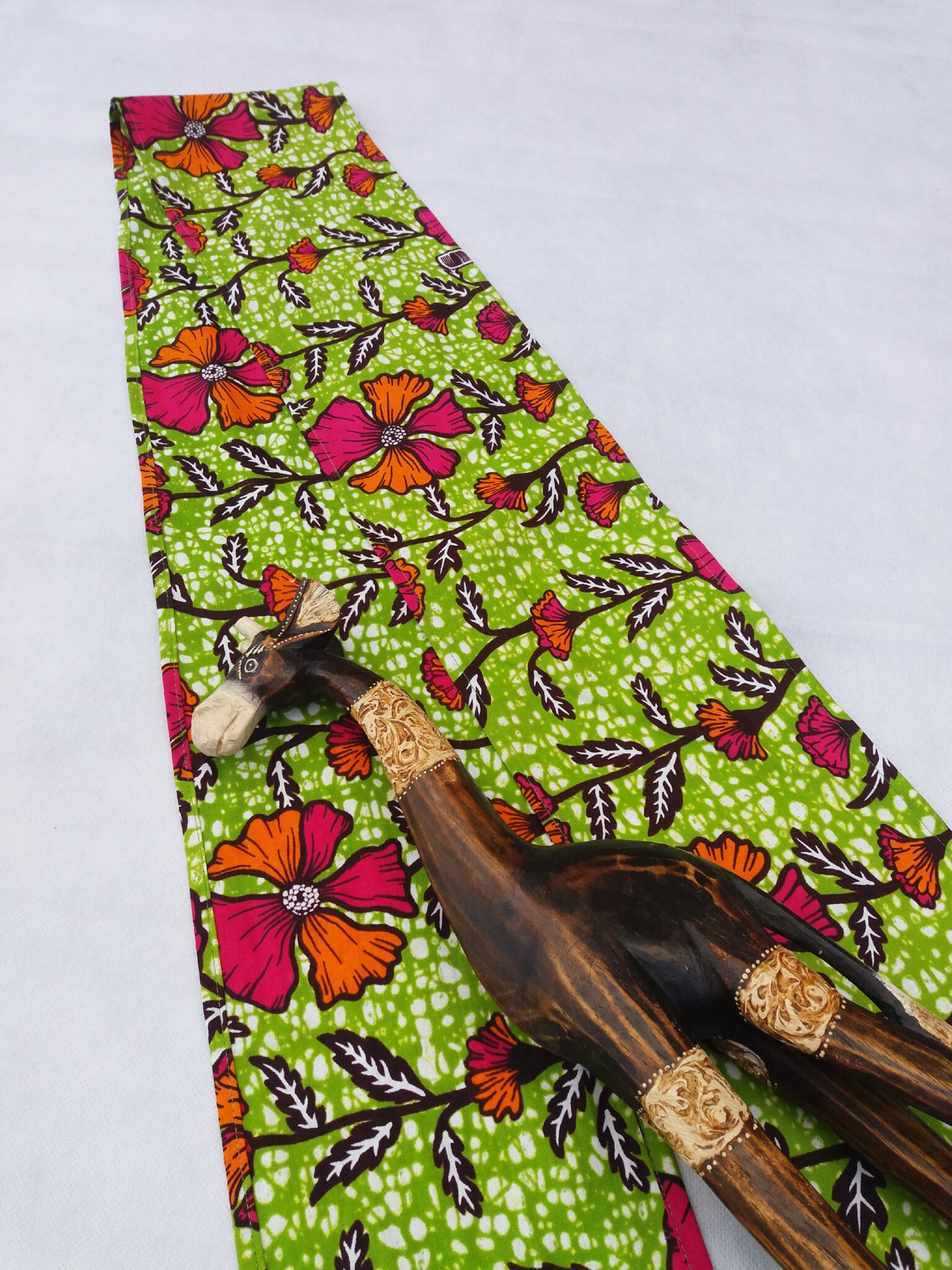 Šátek jasně zelený s kvítky