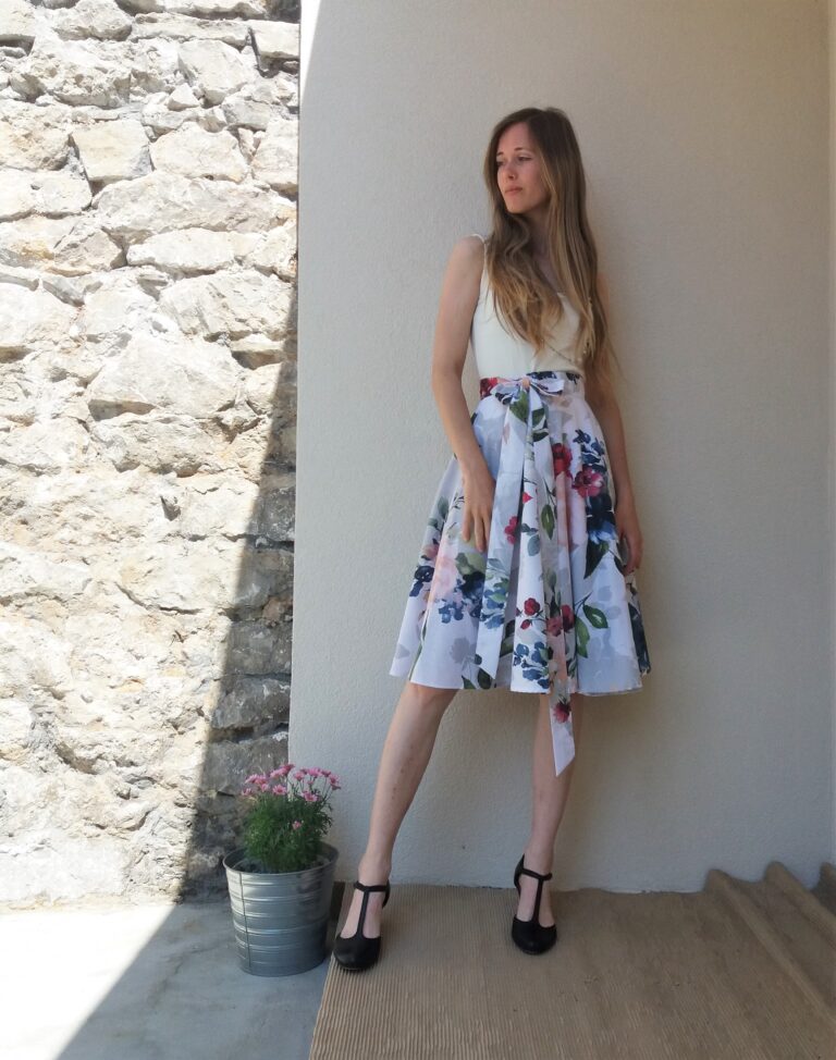 Zavinovací midi sukně - akvarel