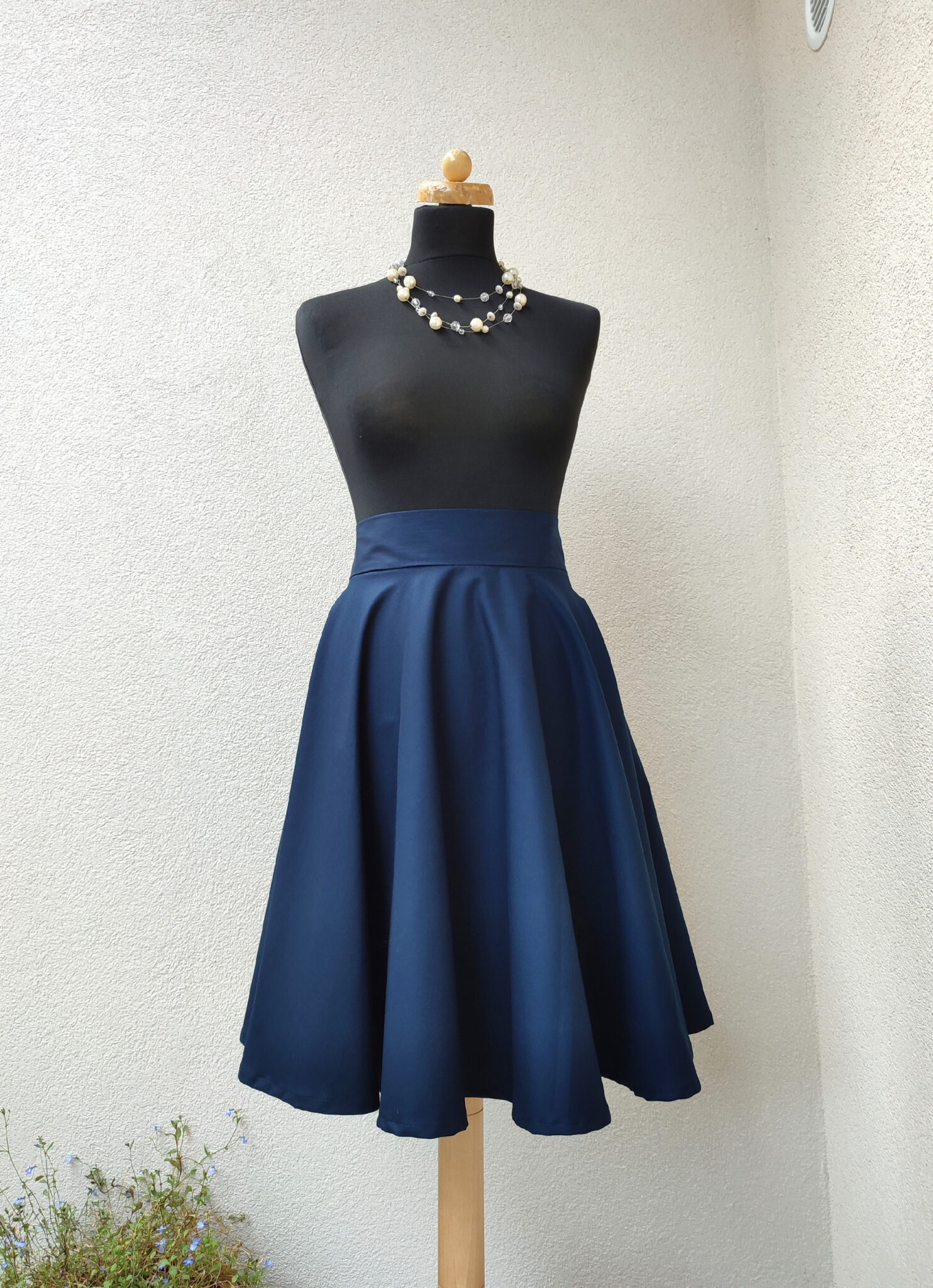 Kolová sukně navy - zip