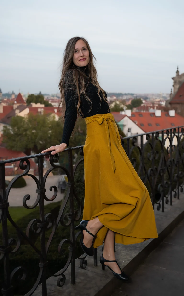 Dlouhá, manšestrová, zavinovací sukně - půlkolová
