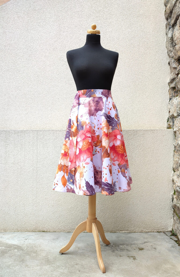 Zavinovací kolová sukně akvarel