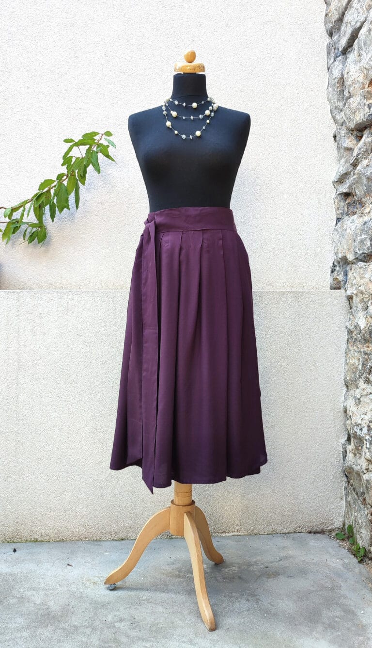 Midi sukně - fialová viskoza
