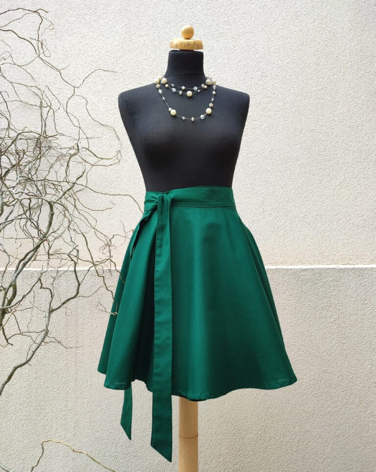 Krátká, zavinovací, kolová sukně - smaragdová