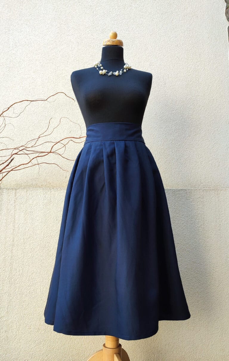 Elegantní midi sukně v barvě navy