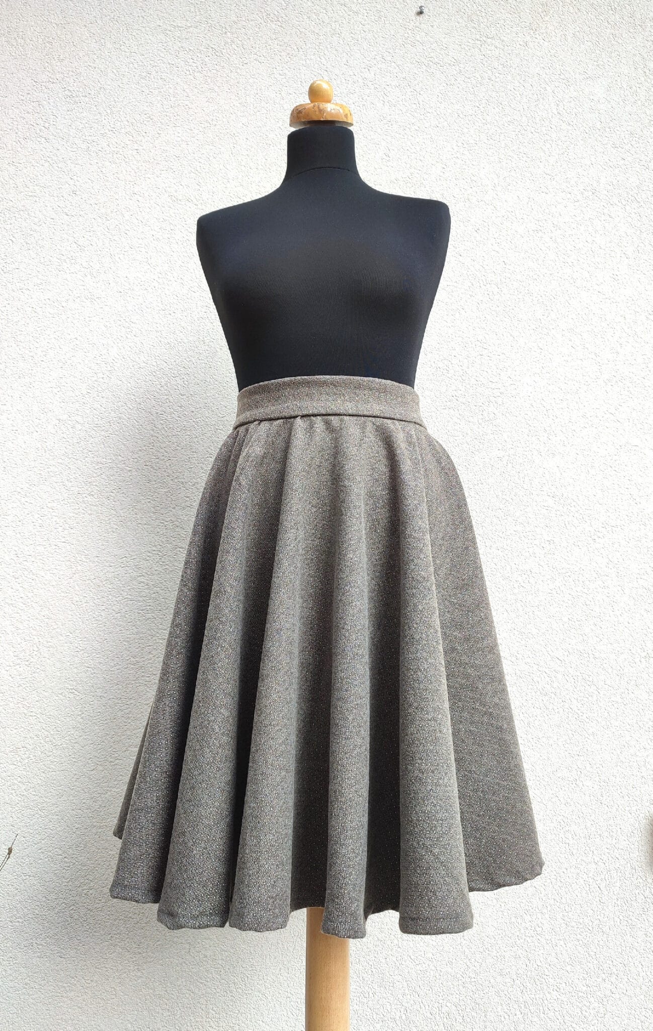 Zimní-podzimní kolová sukně