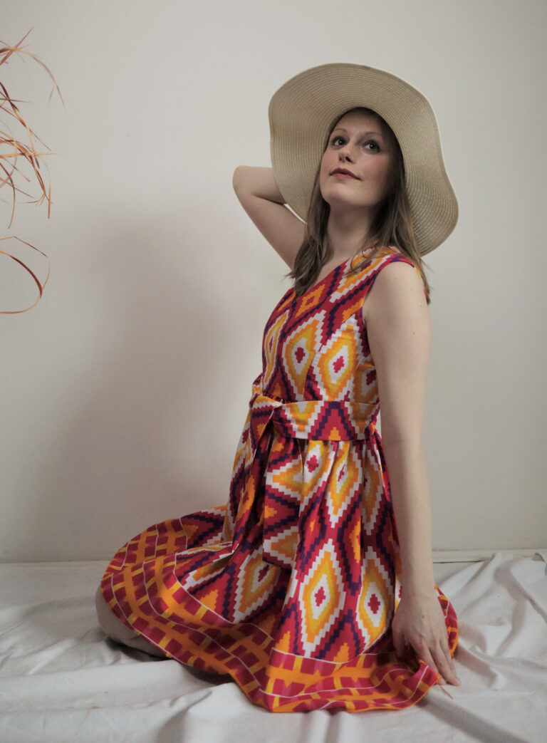 Krátké šaty růžové kente