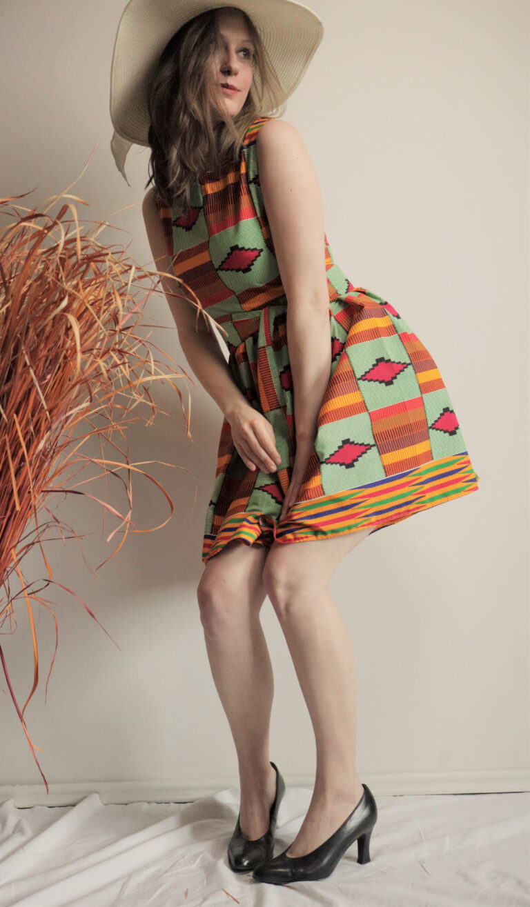 Krátké šaty zelené kente