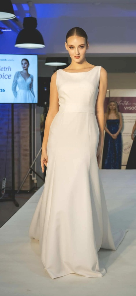 Luxusní, svatební šaty na míru